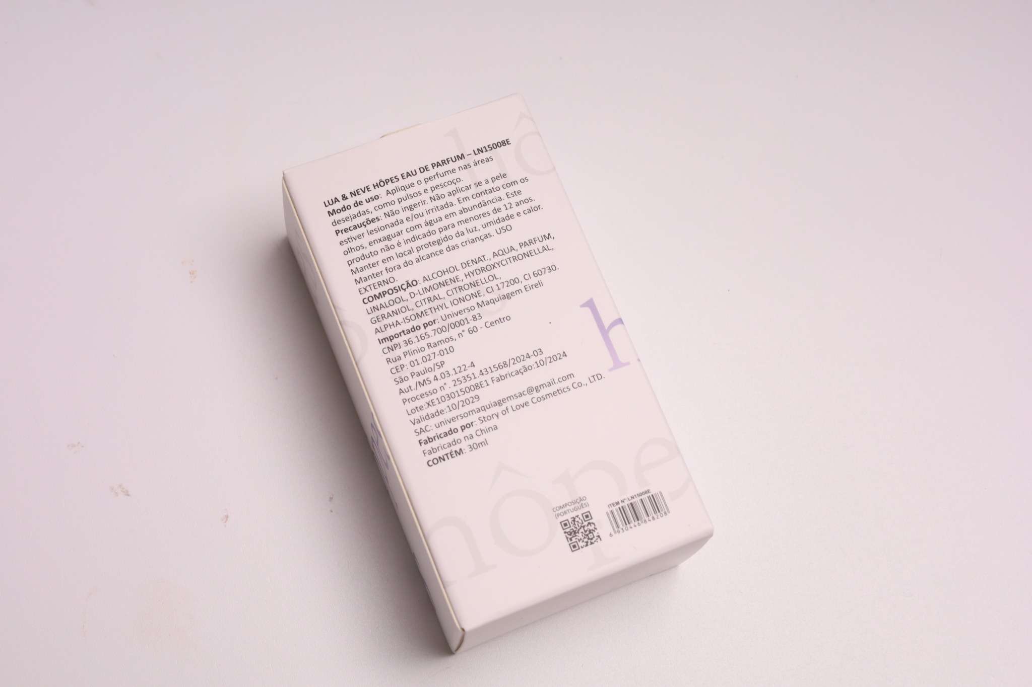 Perfume Lua&Neve Iris Noturna 30ml | Frasco Azul Profundo, Notas Aromáticas e Misteriosas
