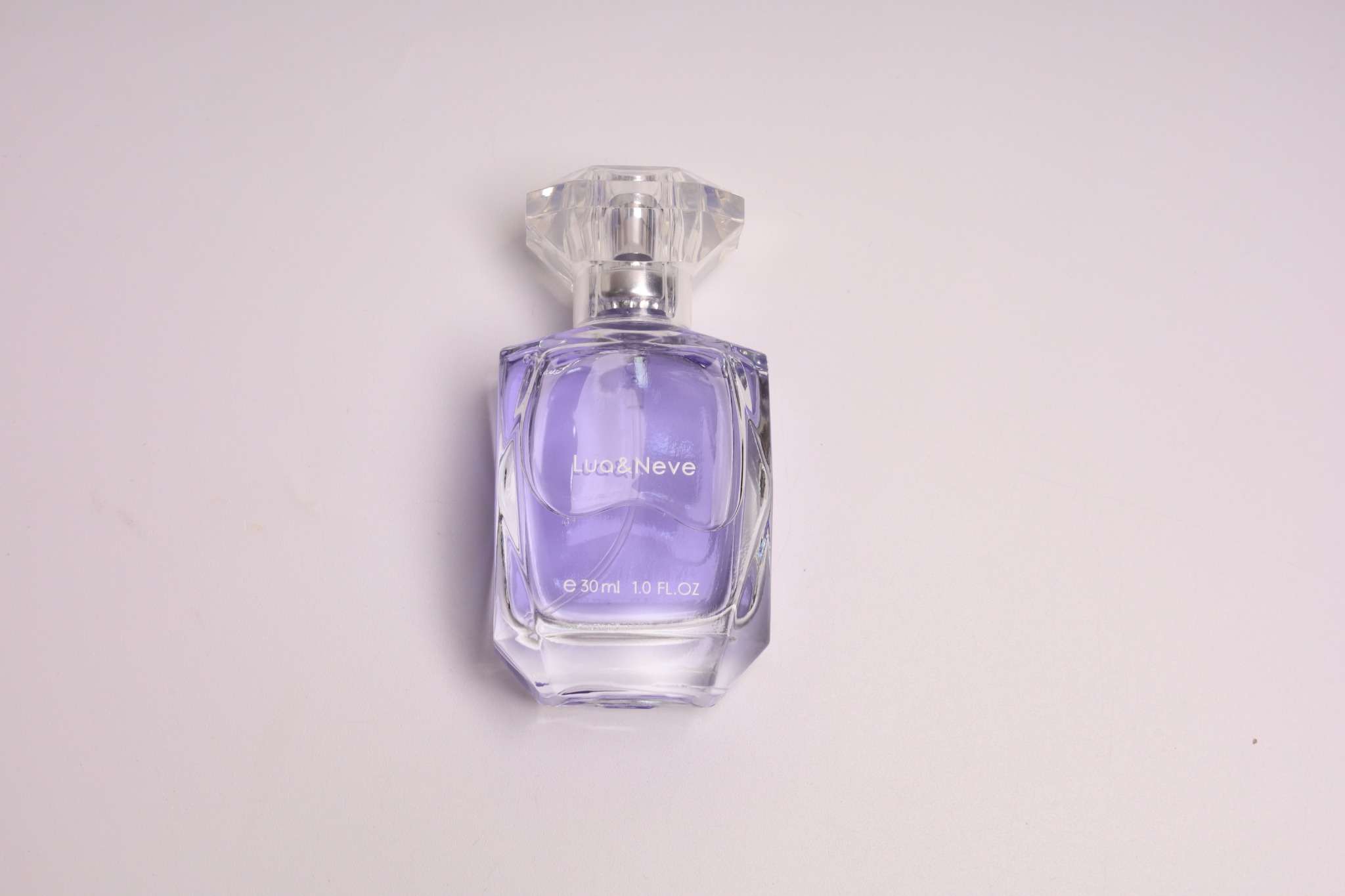Perfume Lua&Neve Iris Noturna 30ml | Frasco Azul Profundo, Notas Aromáticas e Misteriosas