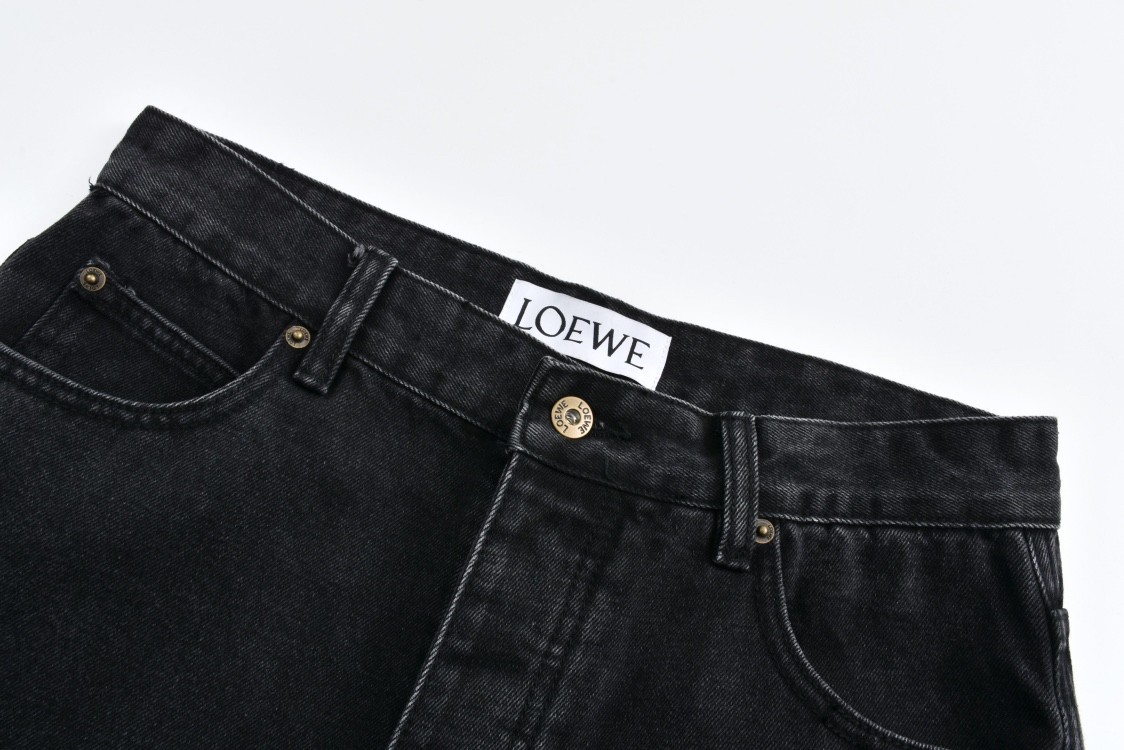6 LOE knee logo jeans