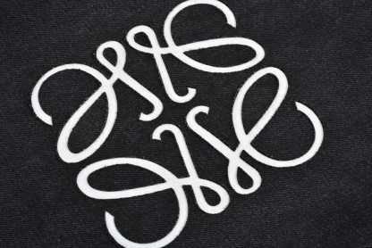 6 LOE knee logo jeans