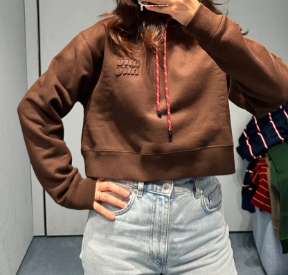 MIU new three-dimensional letters retro hoodie sweater