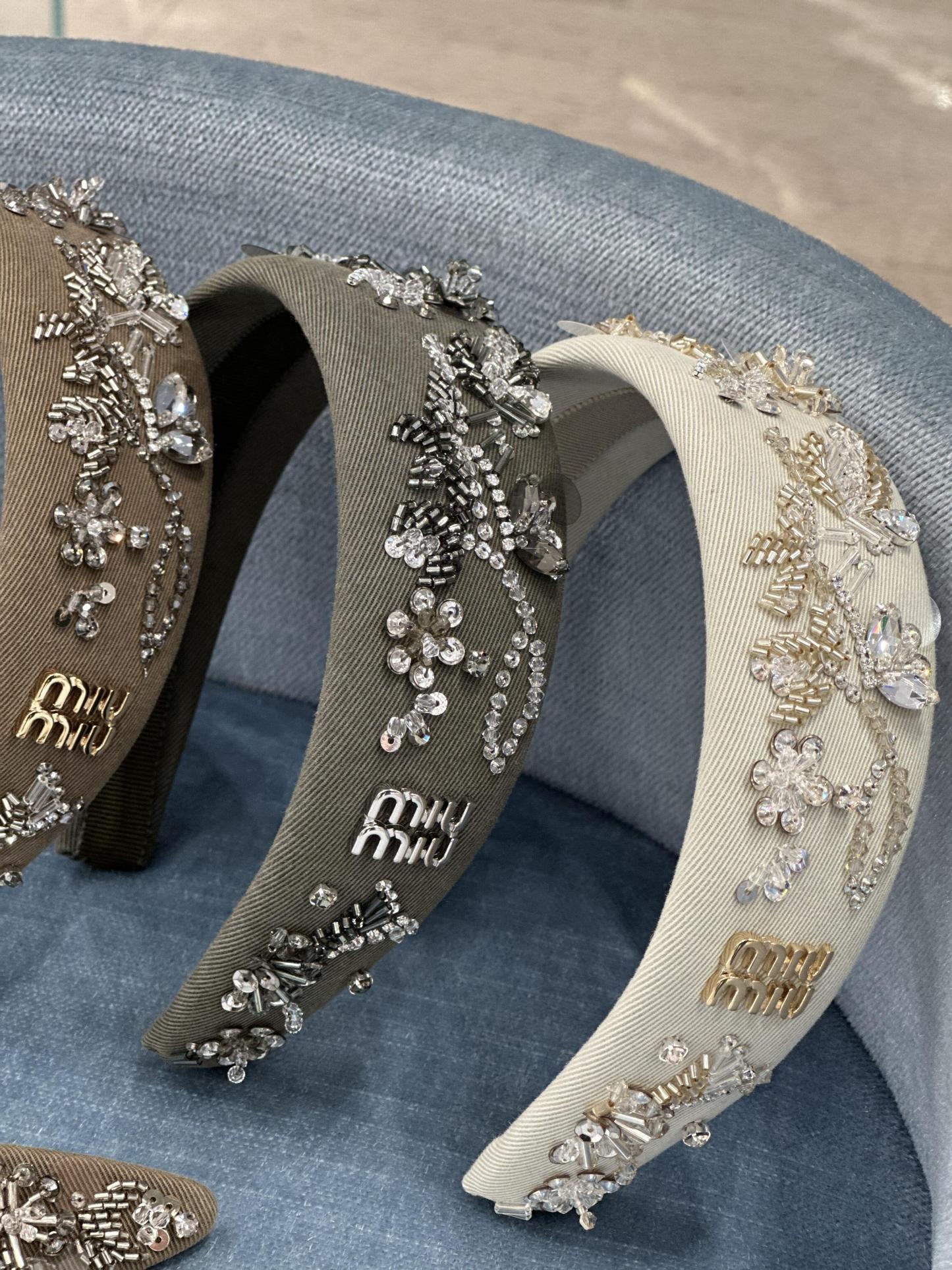 Miu Beaded and Beaded Hair Accessories