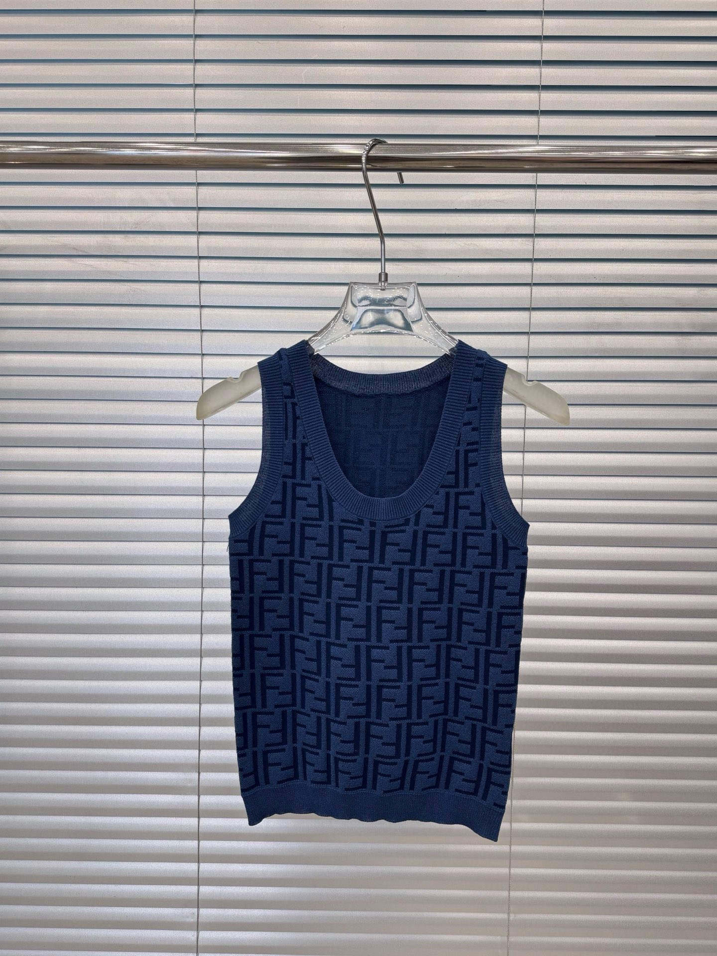Fedi Knit Vest
