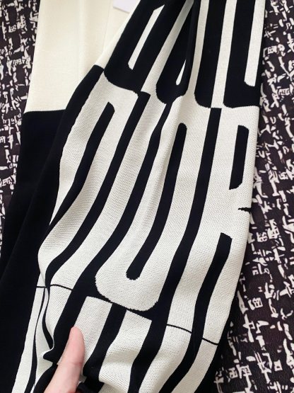 DIO25SS Halter Knit Dress