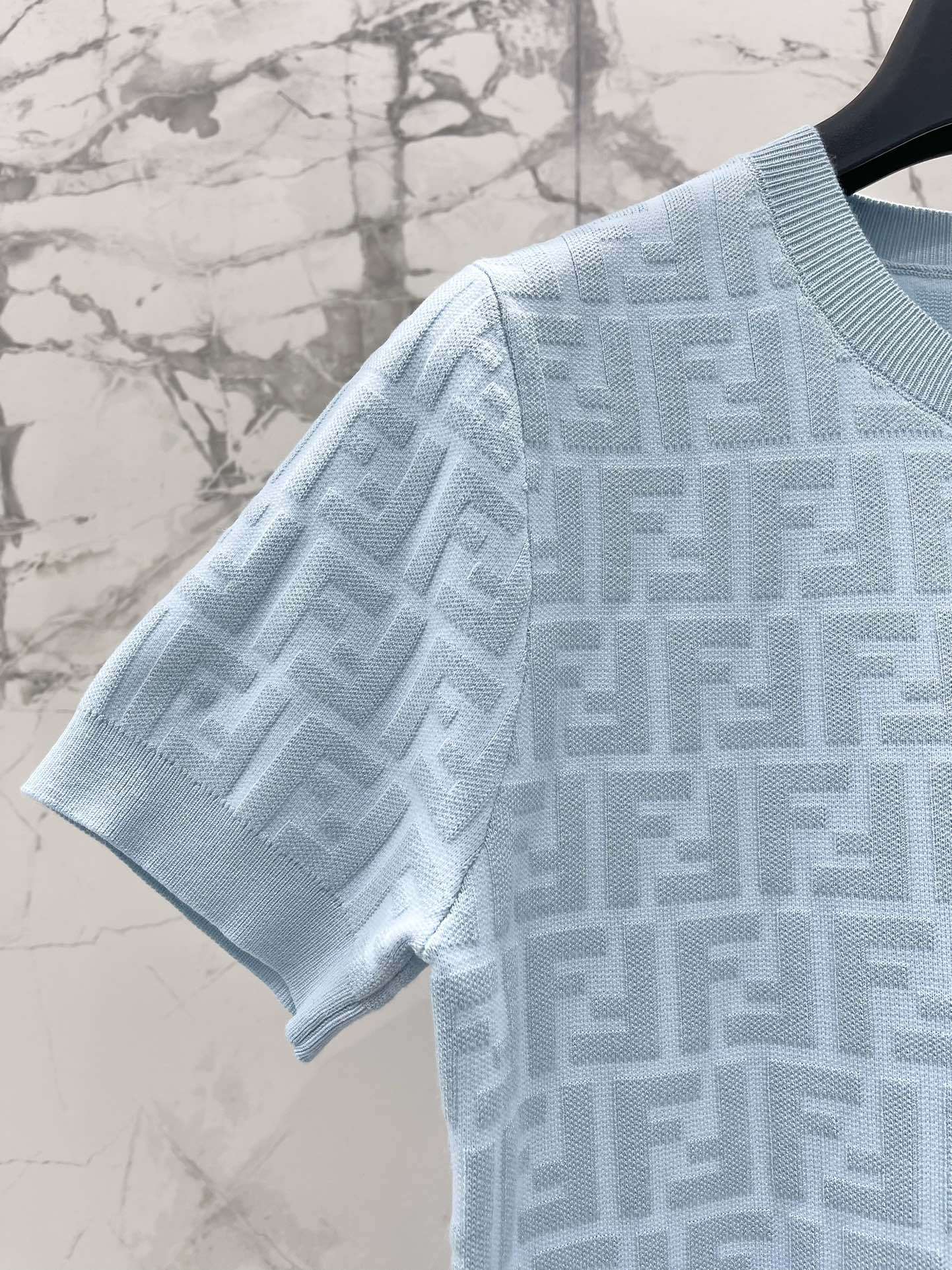 FEND25SS Embossed Letter Logo Knit Top