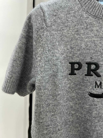 Prad Cashmere Letter Knit Short Sleeve