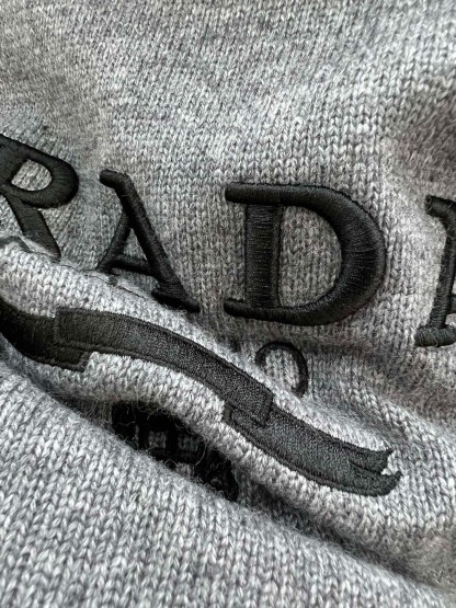 Prad Cashmere Letter Knit Short Sleeve