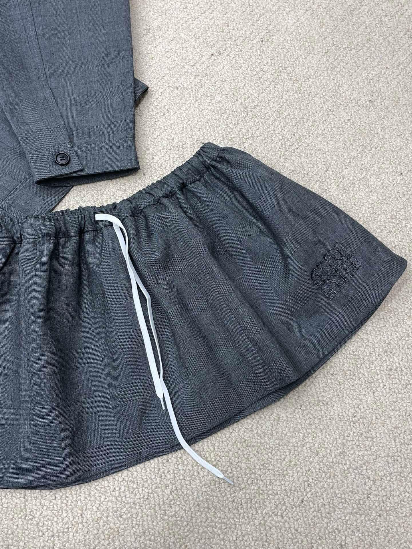 Miu Gray Suit
