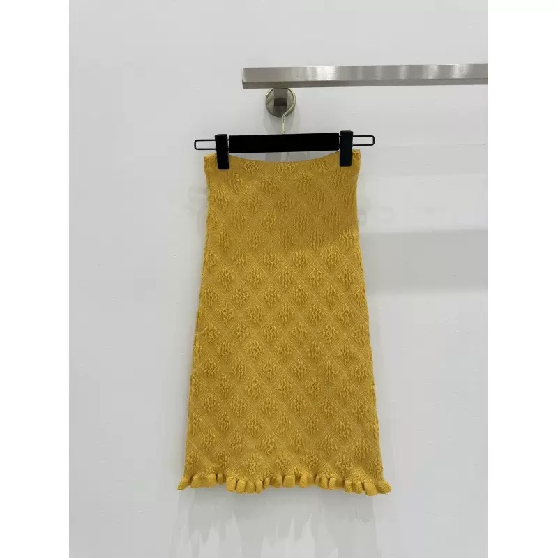 P diamond plaid wood earring knit wrap skirt