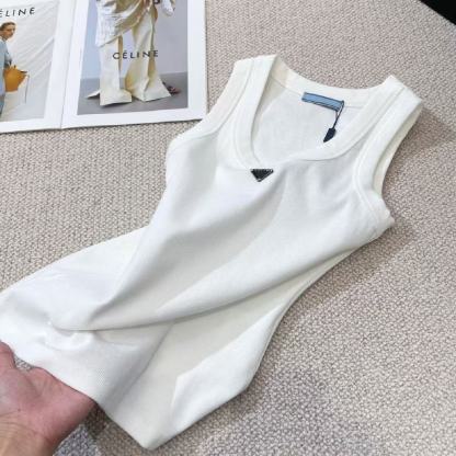 PRAD Classic Knit Vest