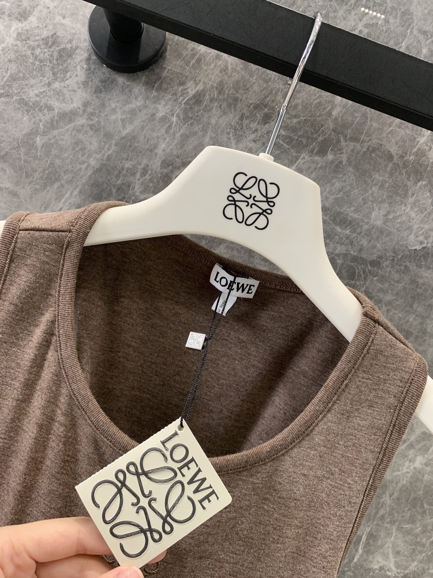 Lew* 25Ss Pre-Spring New Arrival  Rope Knot Logo Tank Top