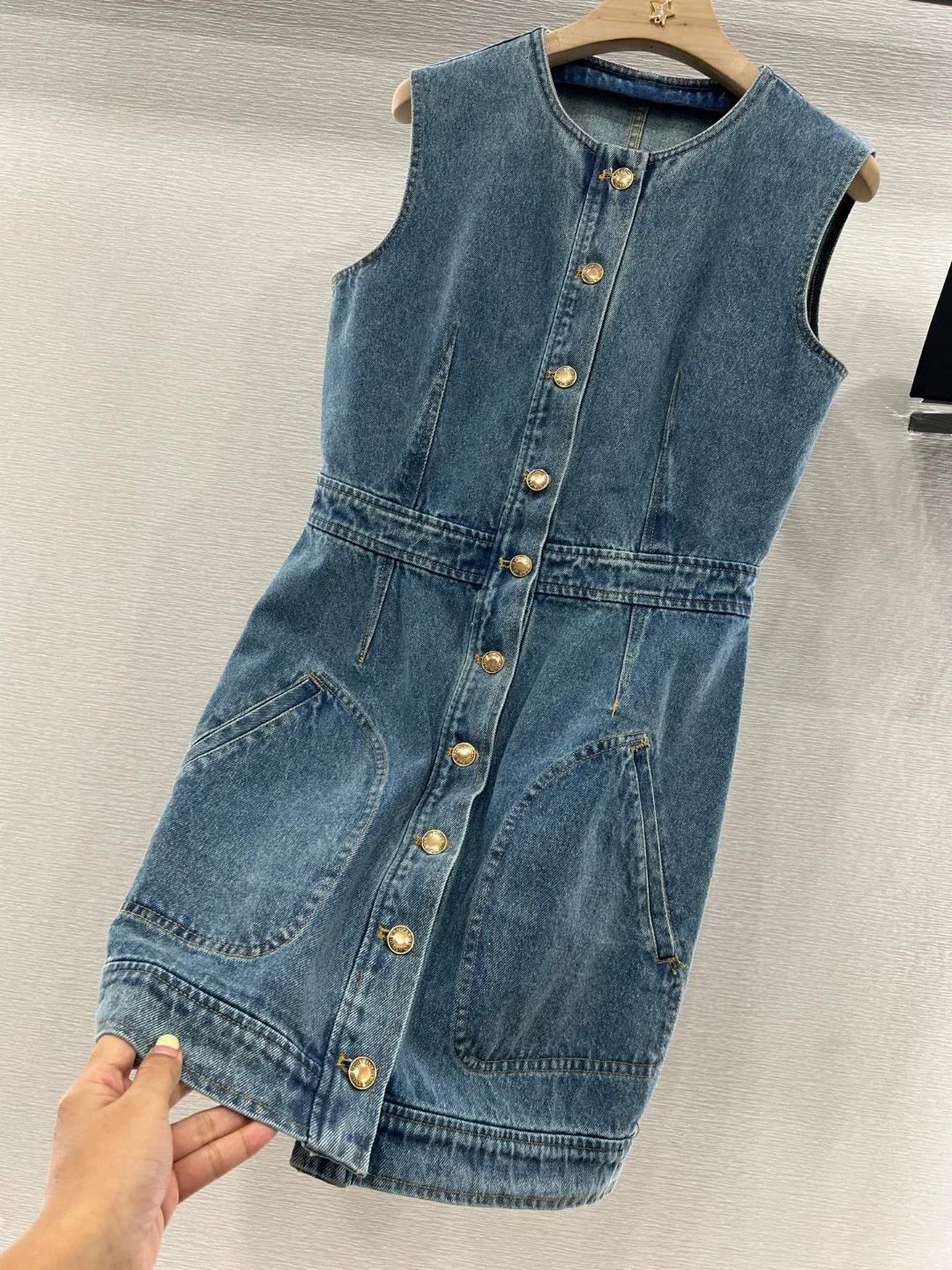 Louis Vuit25SS Sleeveless Vintage Denim Dress