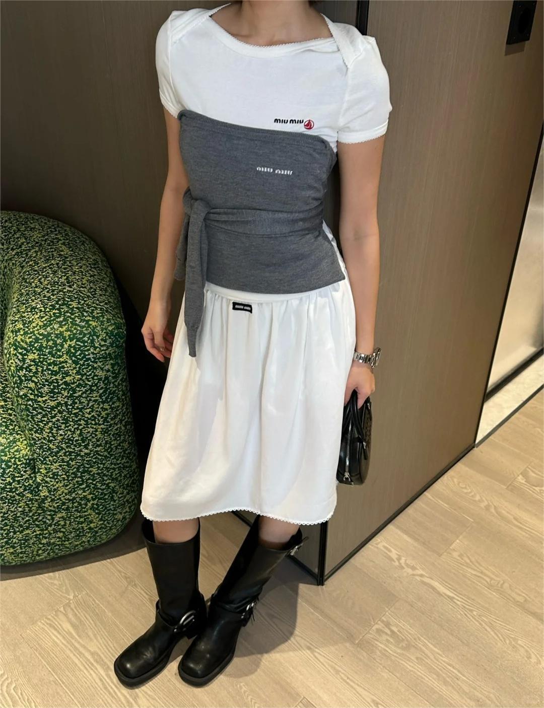 MIU25SS pleated lace bustier skirt