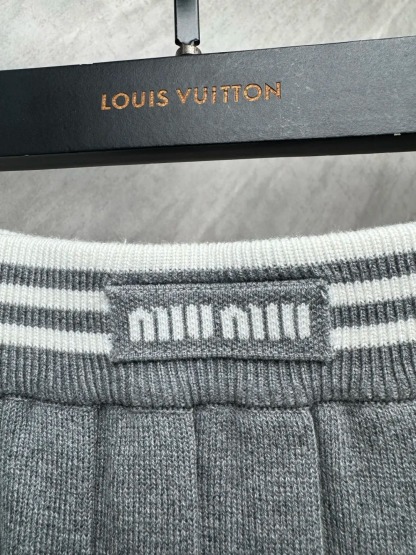 MIU25SS Grey College Style Pleated Skirt