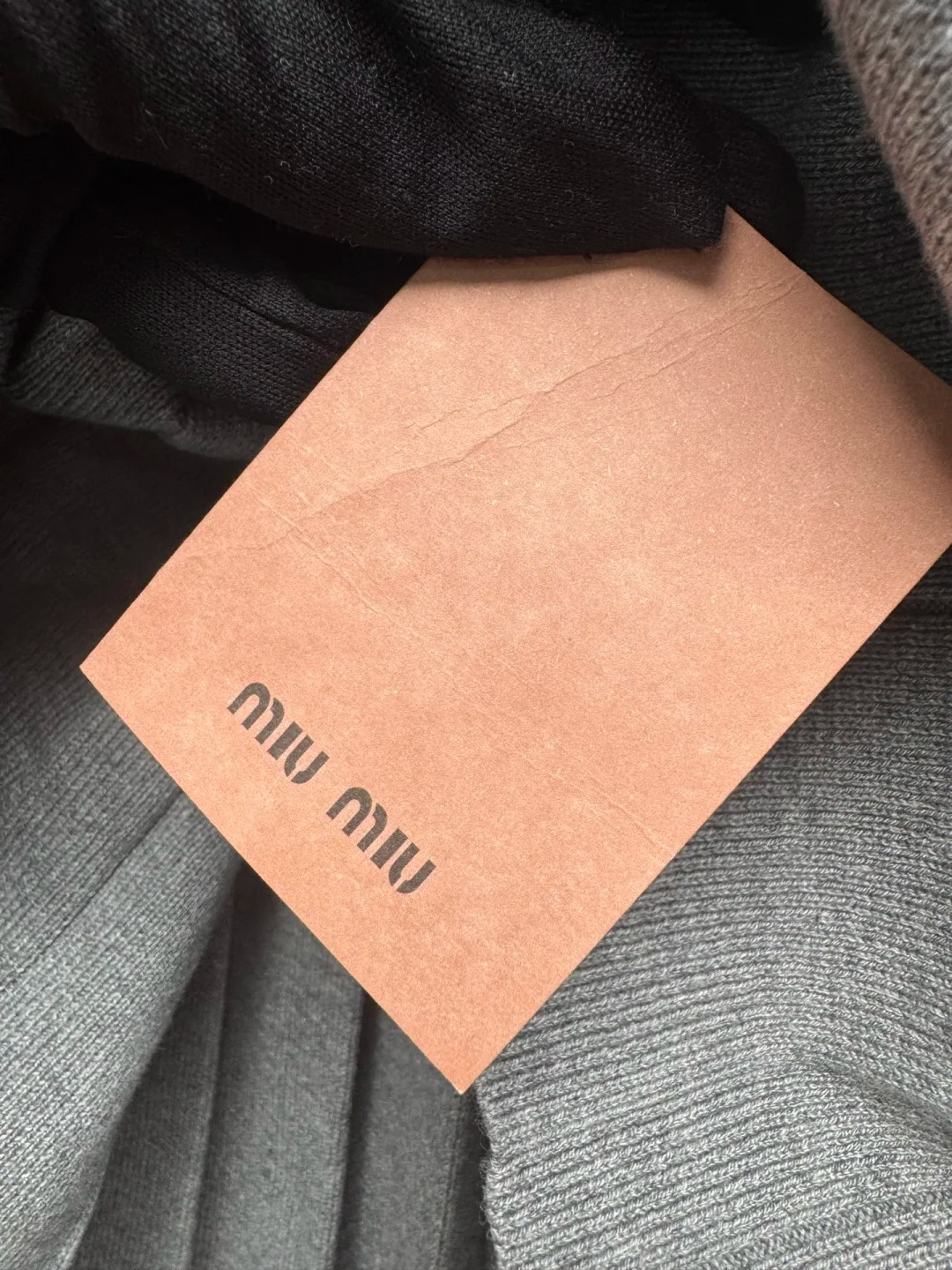 MIU25SS Grey College Style Pleated Skirt