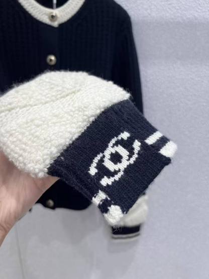 CC 25SS  Ski series black and white color blocked knitting