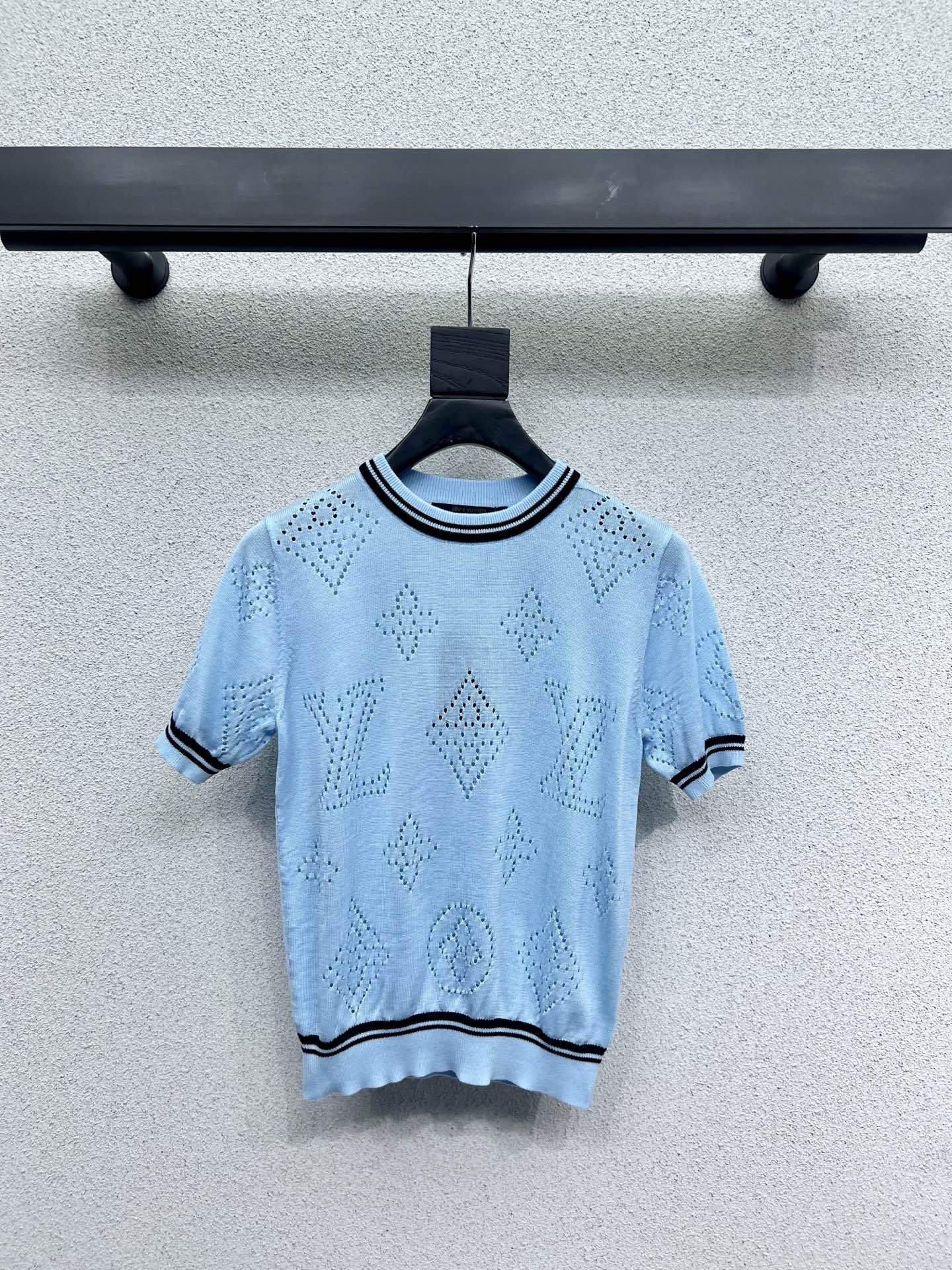 LOUIS VUIT25SS knitted wool short sleeve top