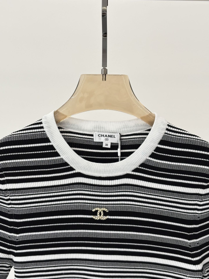 CHANE25SS Round Neck Letter Logo Stripe Patchwork Colour Block Knit Short Sleeve