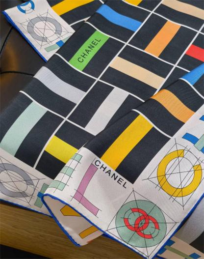 CHANE 90x90cm Twill Silk Square Scarf