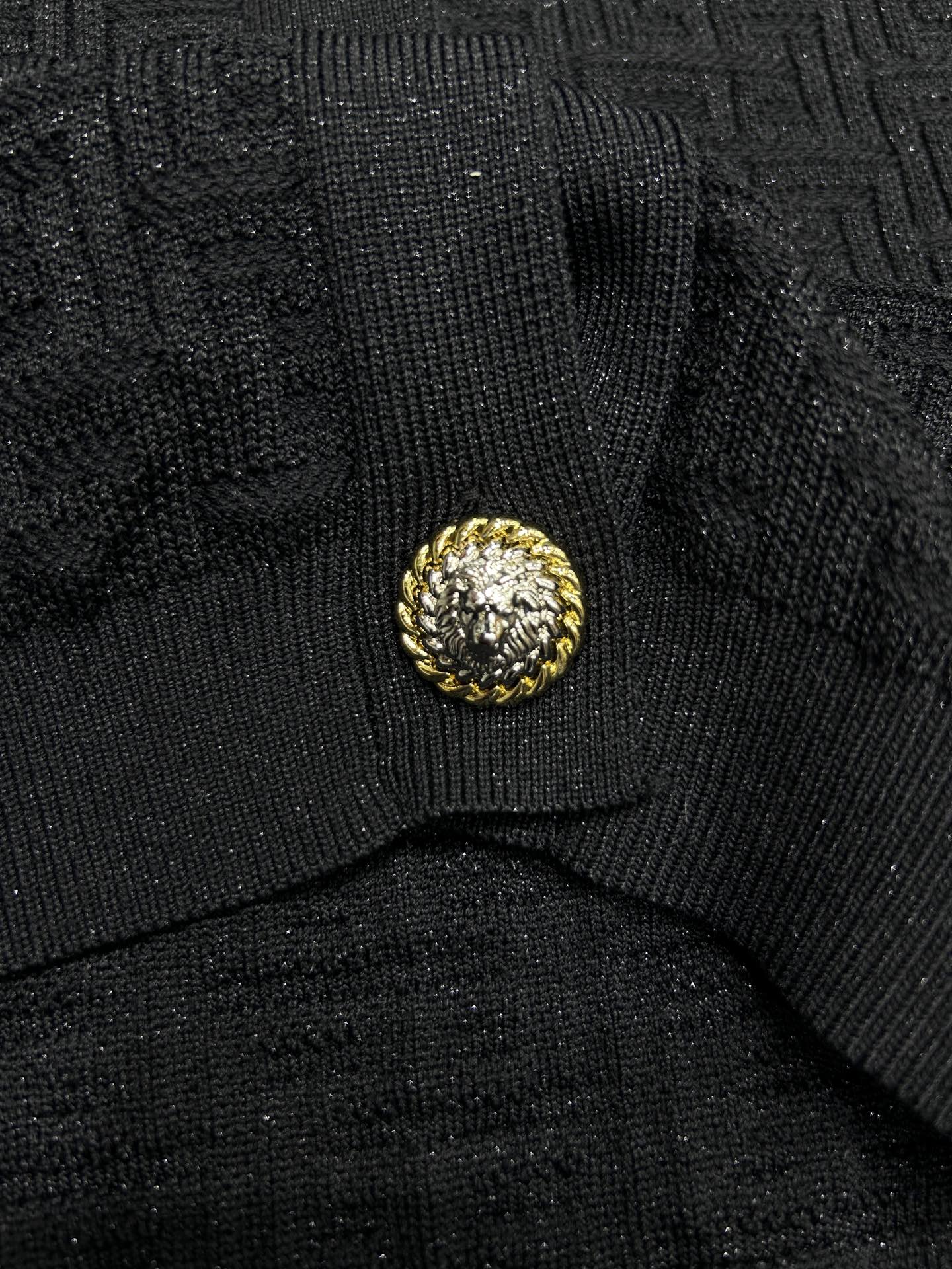 BAL Gold Thread Jacquard Round Neck Short Sleeve Cardigan