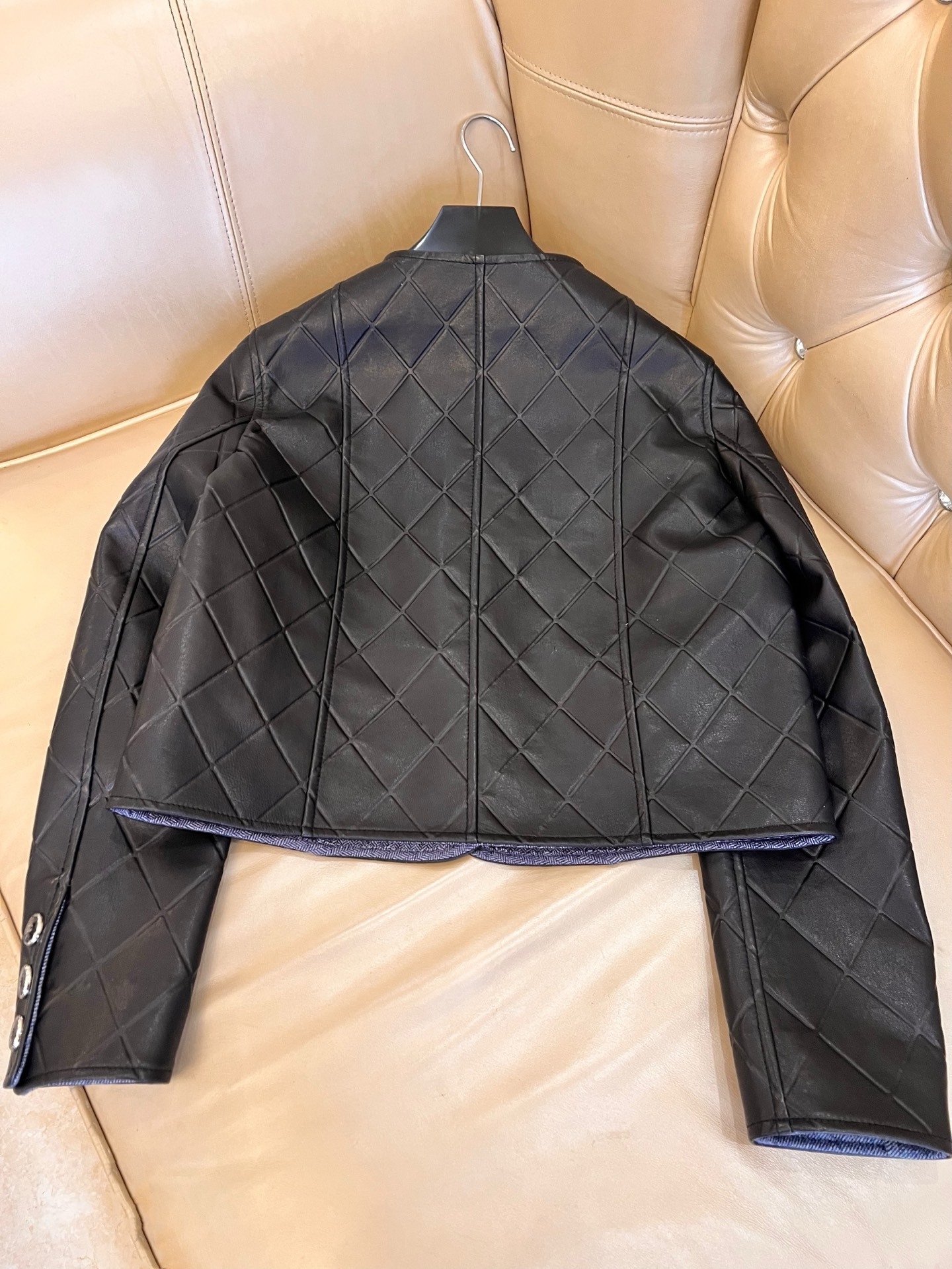 CHANE25SS diamond-print leather jacket