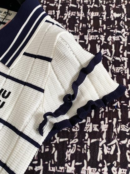 MIU25SS Embroidered Logo Short Sleeve T-Shirt