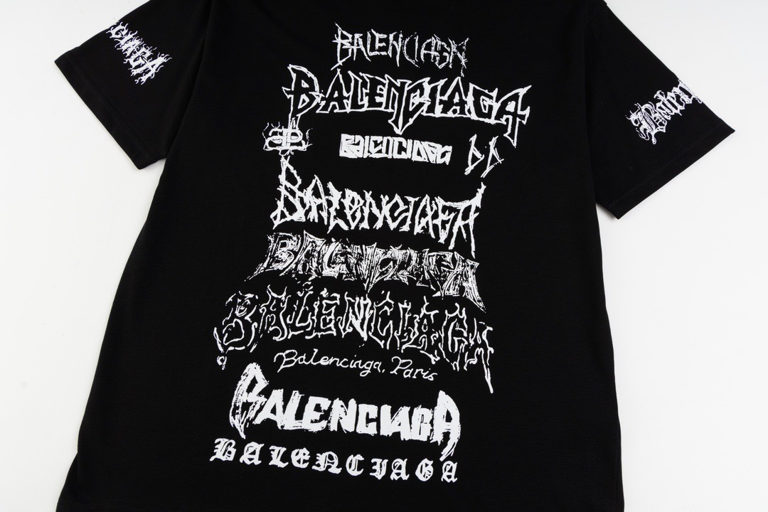 BA Graffiti printed short sleeved shirt