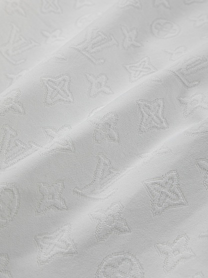 1V short-sleeved shirt