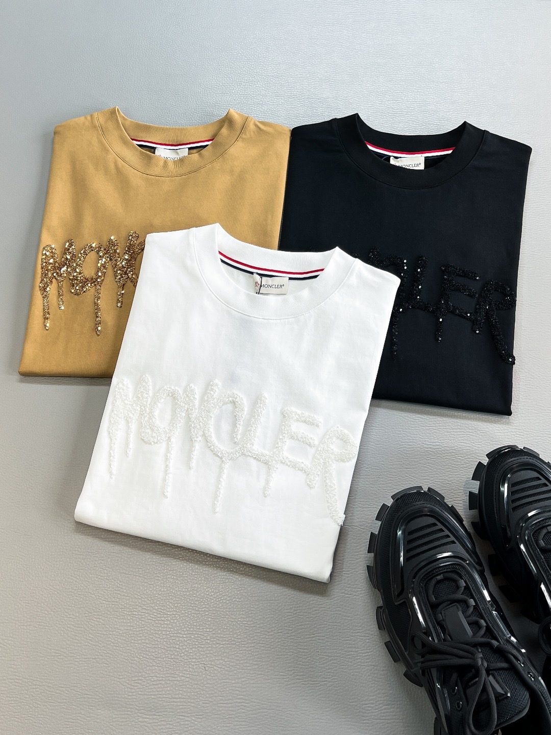 MK short-sleeved shirt