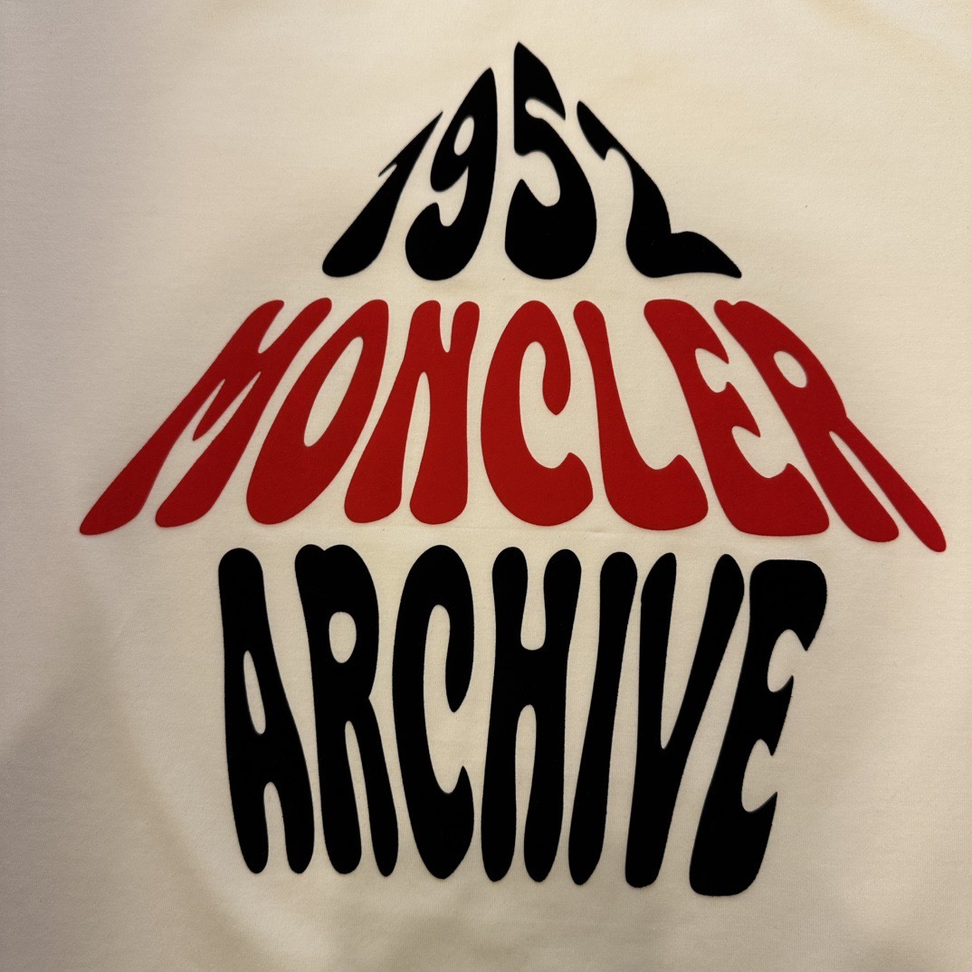 MK short-sleeved shirt