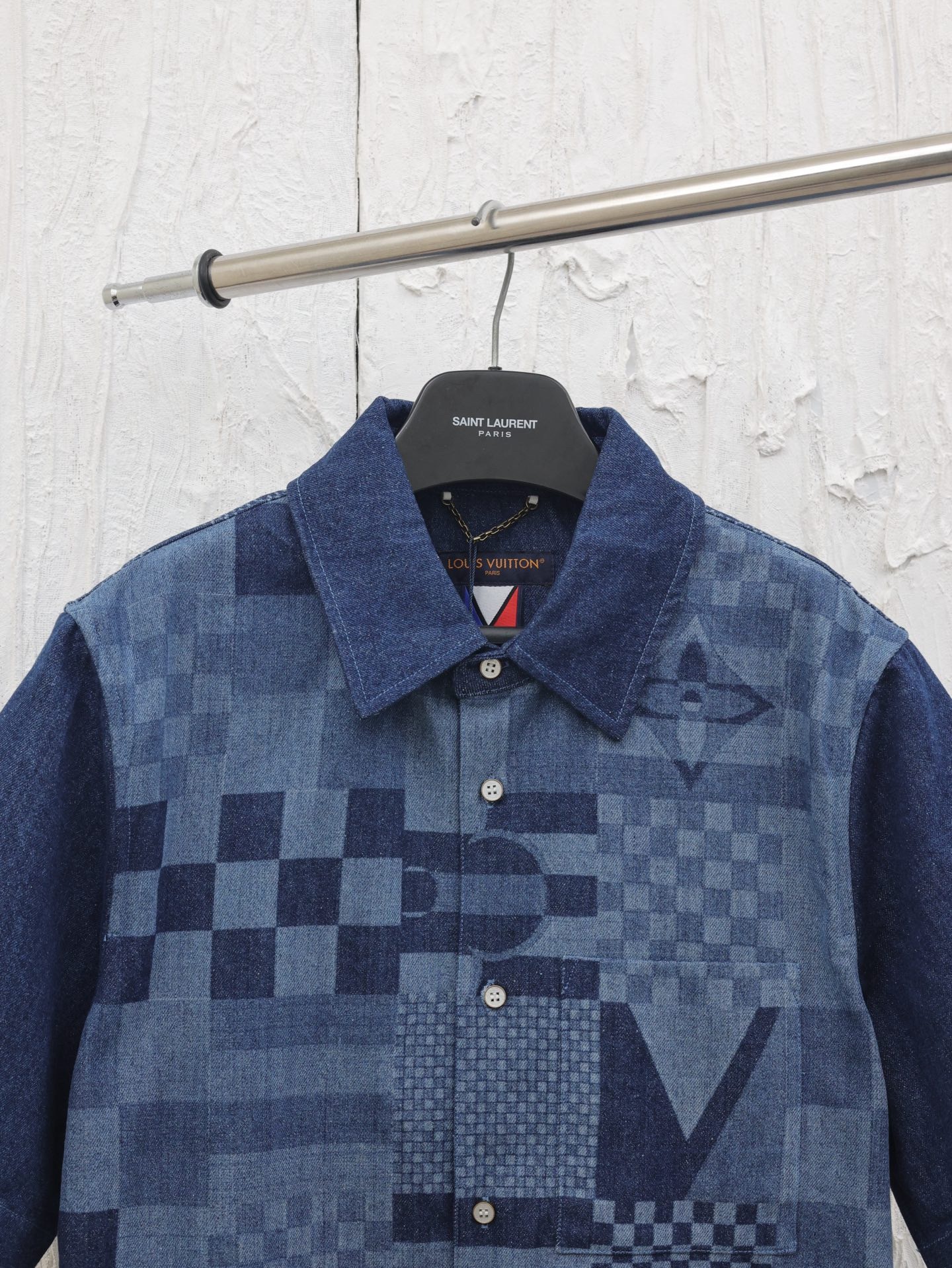 1V Color blocked checkered denim short sleeved shirt