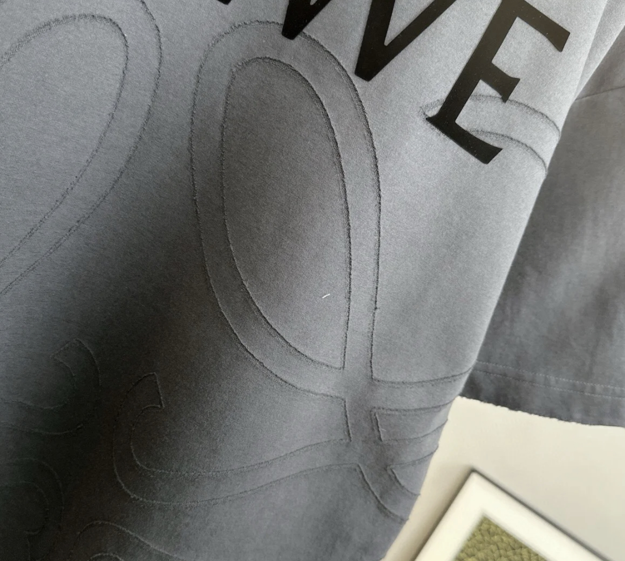 LEW Embroidered large logo T-shirt on the back