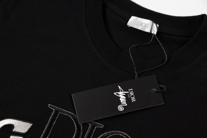 DD 25SS Pin Embroidered T-shirt