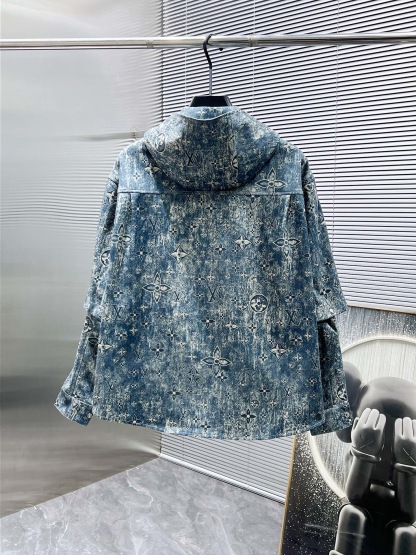 1V Removable denim sleeves for two jackets