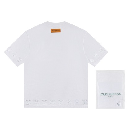 1V Embroidered logo short sleeved T-shirt