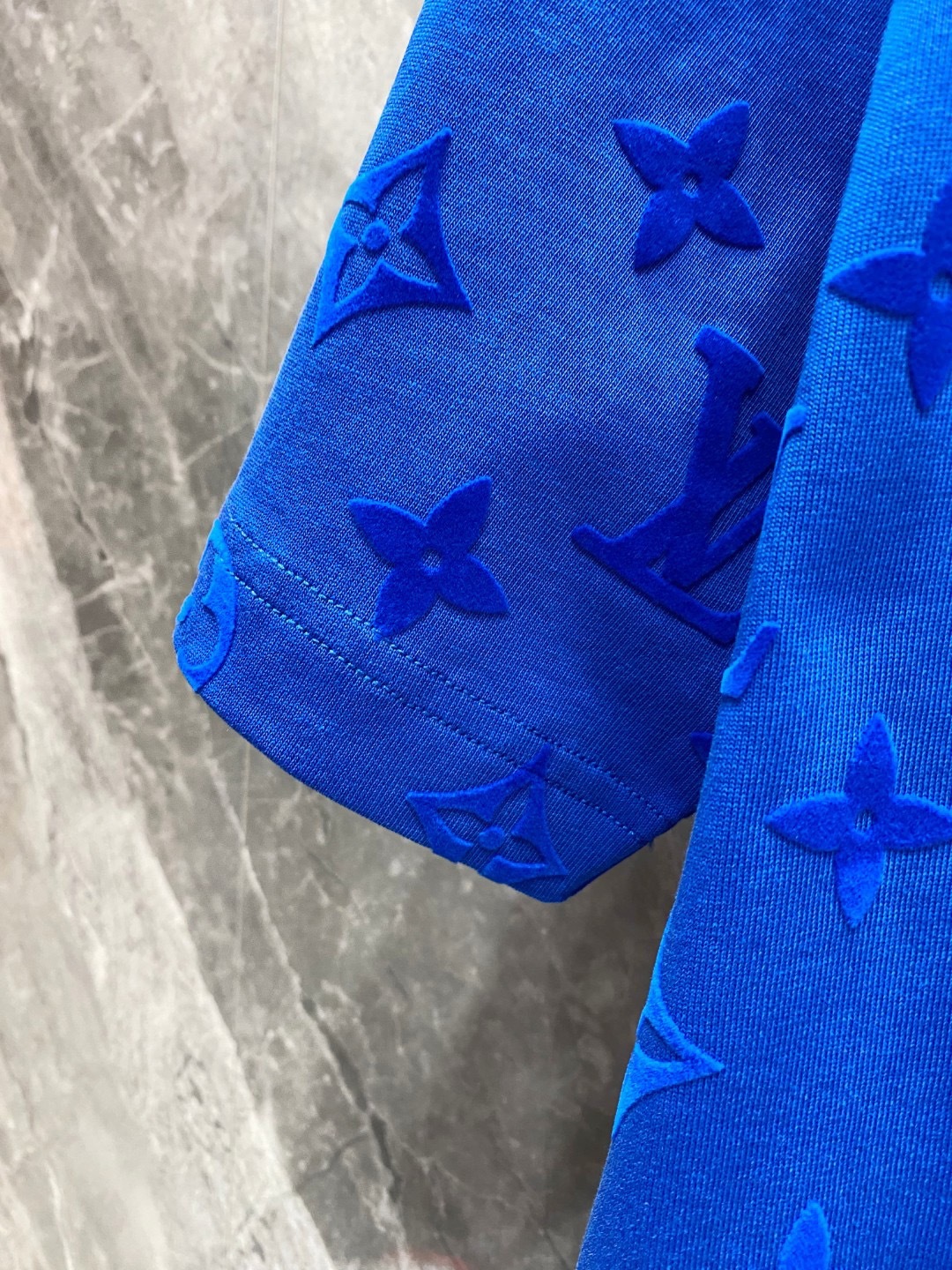 1V Plush printed short sleeved T-shirt