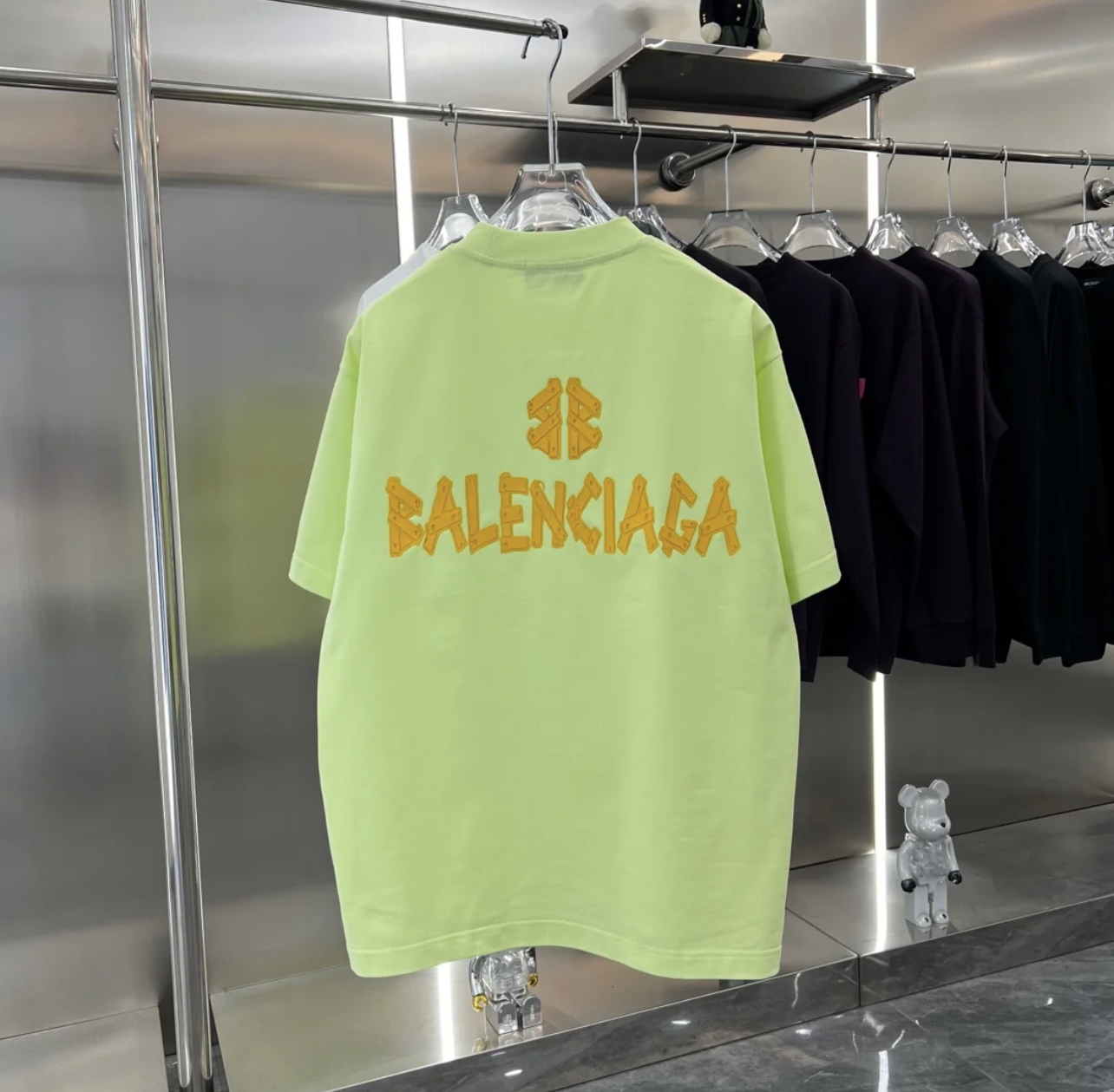 BA Back large letter short sleeved T-shirt