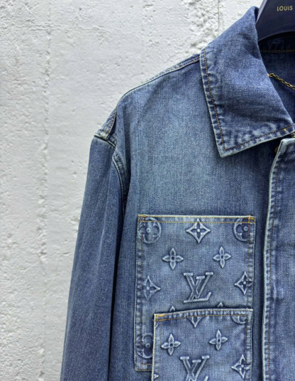 1V Pocket printed logo denim jacket