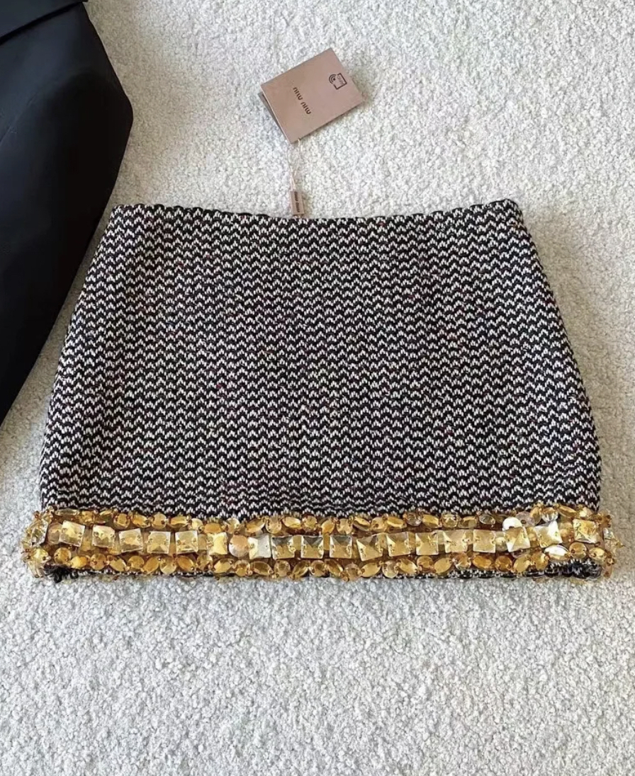 MM Golden sequin woolen short skirt