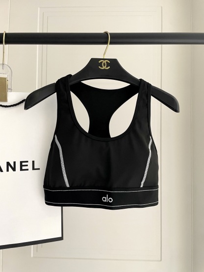 Alo Classic Two tone Yoga Set