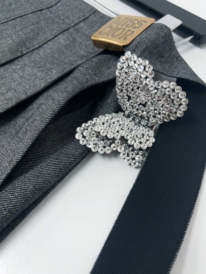 DD Butterfly belt, two pleated skirts