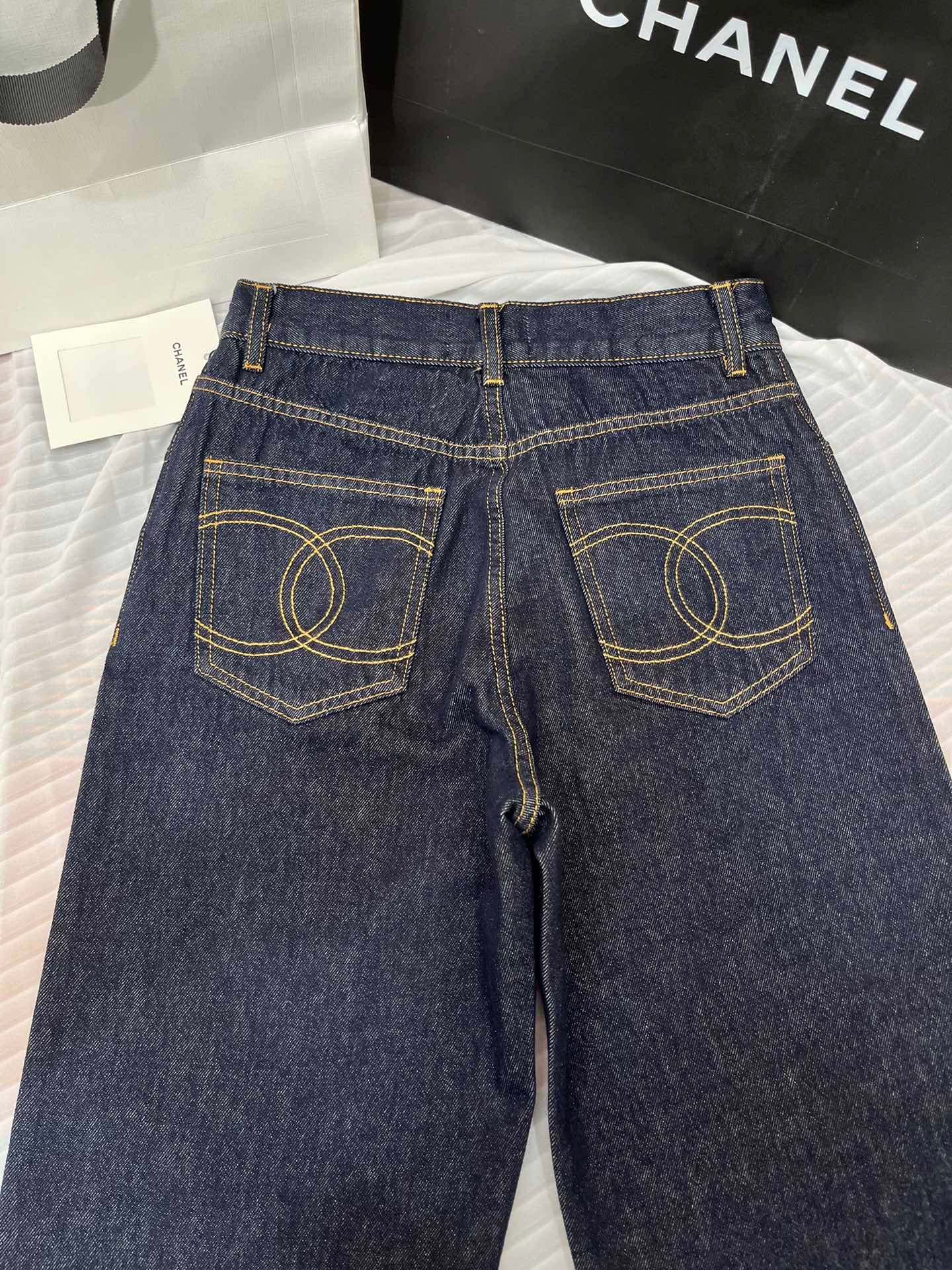 CHNEL DARK denim jeans