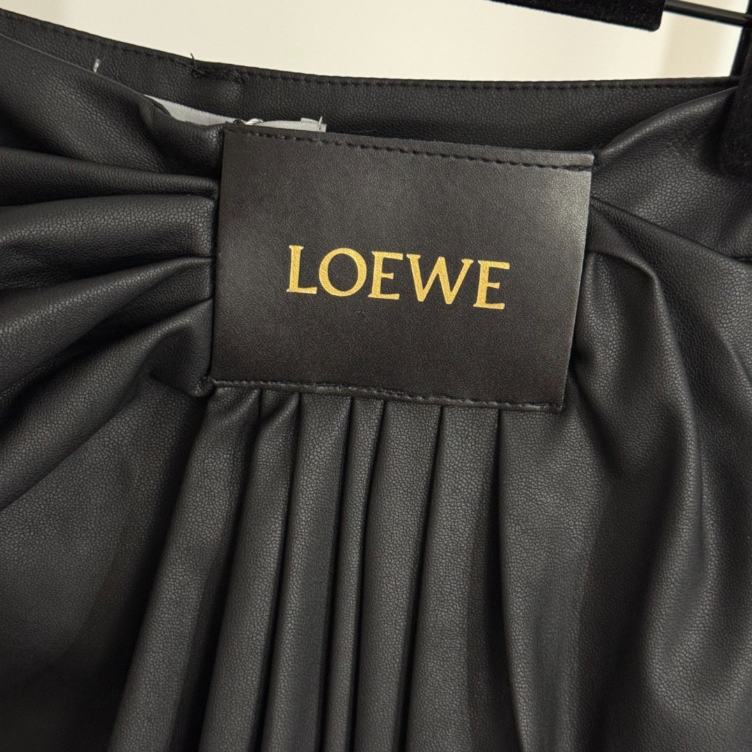 LEW 2025SS Pleated leather pants