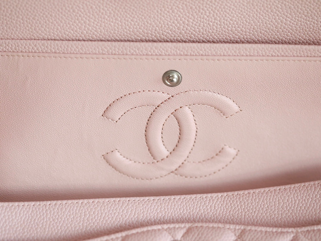 Maxi Classic Handbag Grained Calfskin