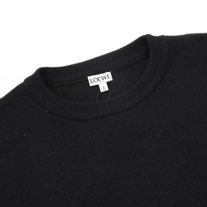 LEW Knitted sweater with large LOGO jacquard pocket on the chest