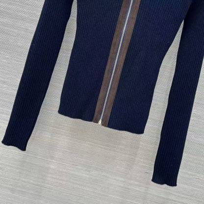 MM 26SS  Frosted edging, half-zipper, small stand collar, knitted