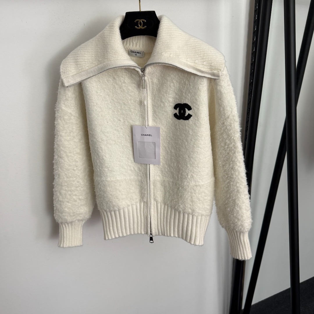 CC Zippered turtleneck thick cardigan