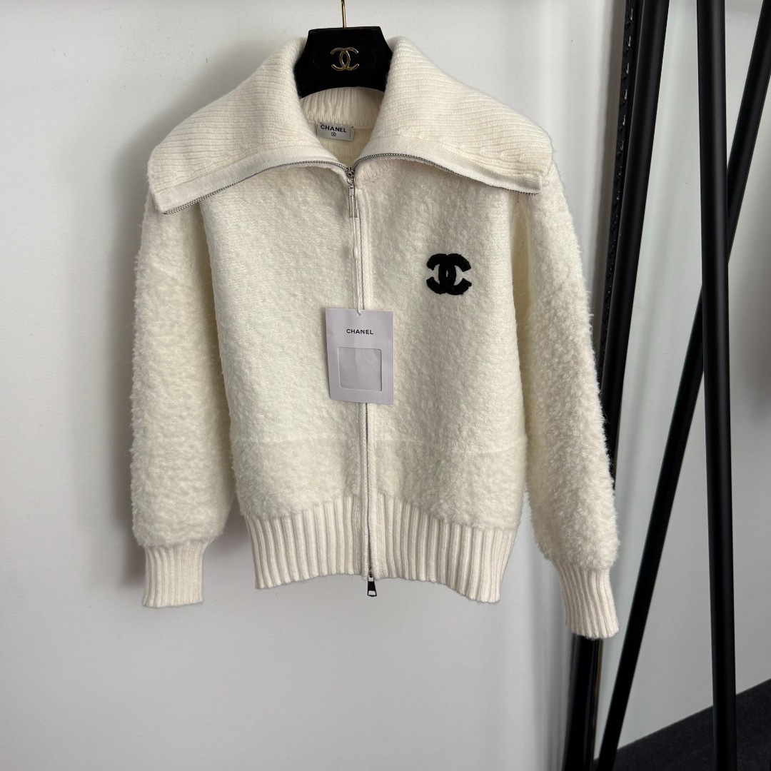 CC Zippered turtleneck thick cardigan