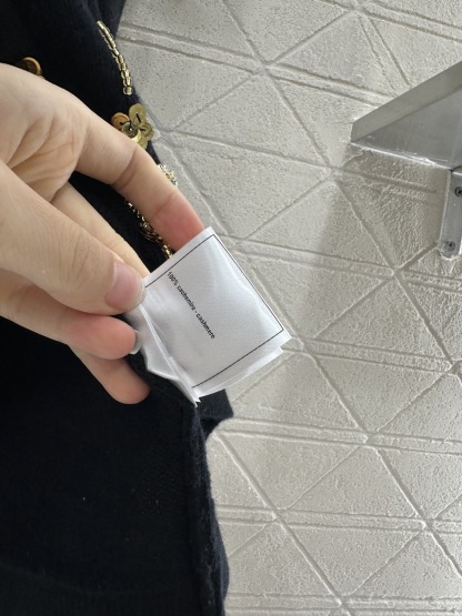 CC 25SS Nail bead knitted vest