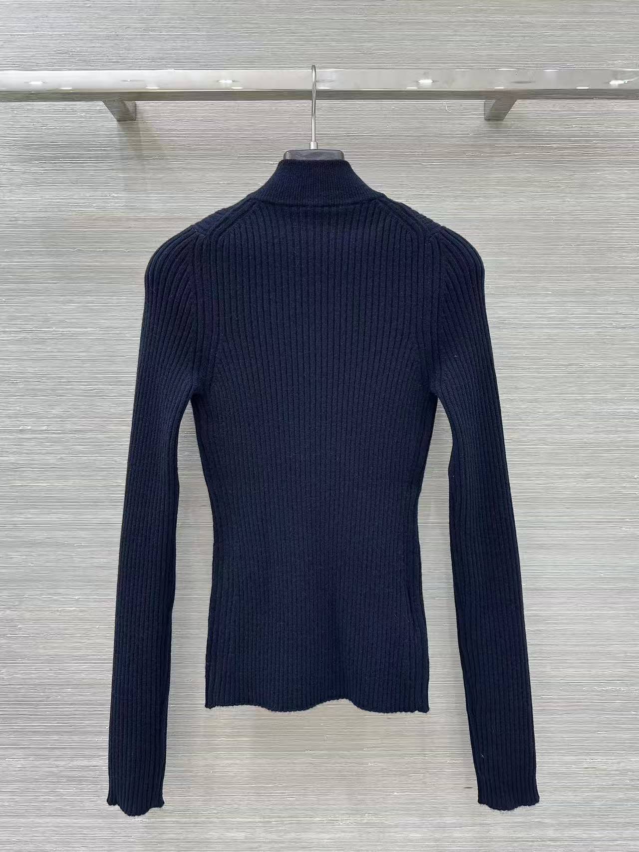 MM 26SS  Frosted edging, half-zipper, small stand collar, knitted